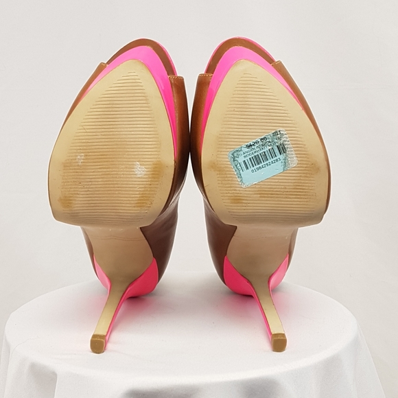 NWT, Enzo Angiolini peep toe stilletos. - Picture 6 of 12